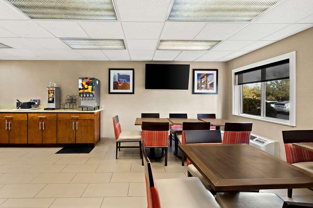Comfort Inn Тусон Ресторан фото